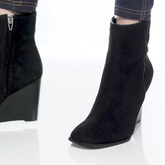 new Dolce Vita Susann Wedge Wide Suede Booties Boots 2510 4T2M - Picture 2 of 9